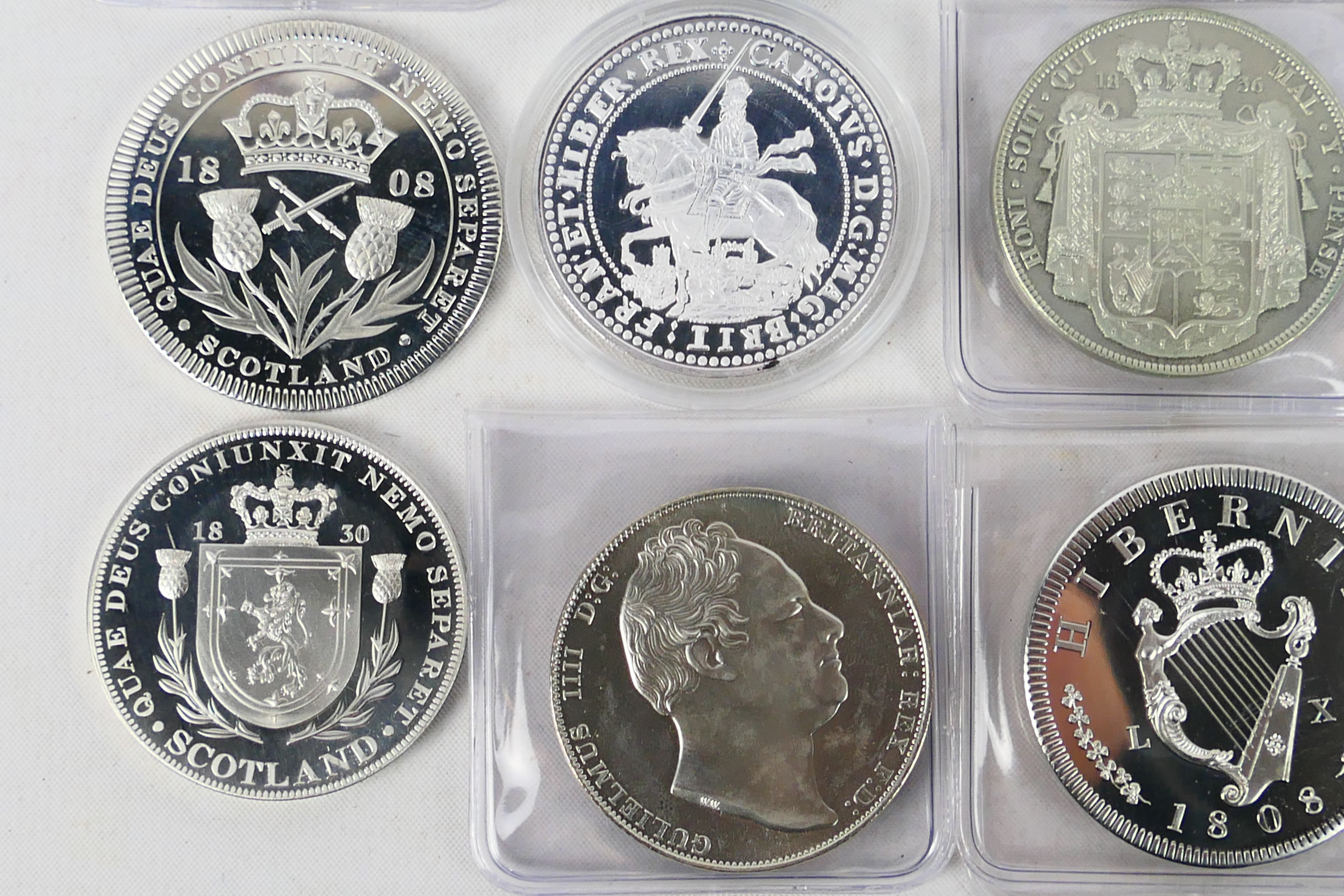 A collection of fantasy coins to include - Bild 4 aus 8