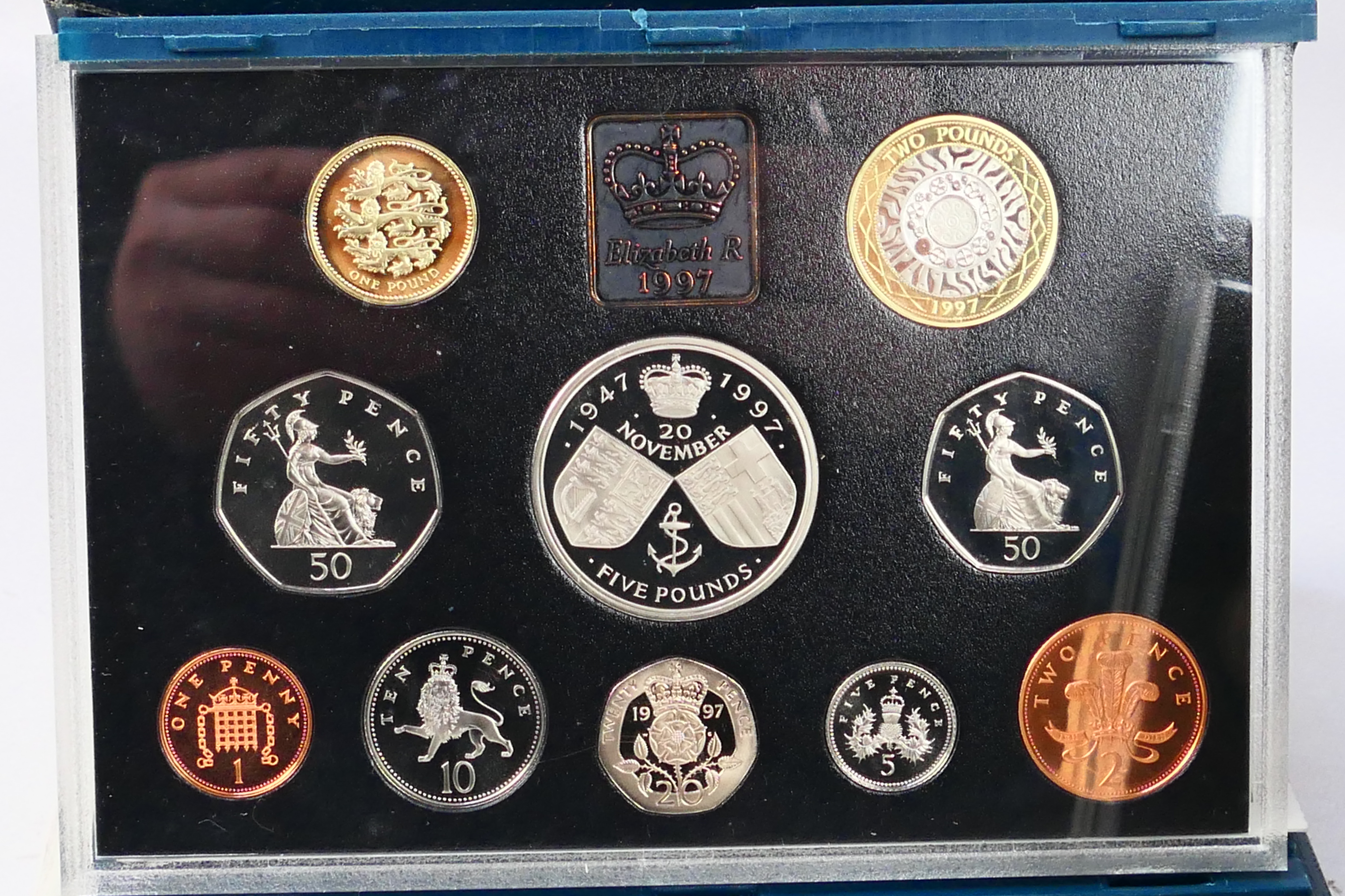 Six Royal Mint Proof Coin Sets comprisin - Bild 3 aus 7