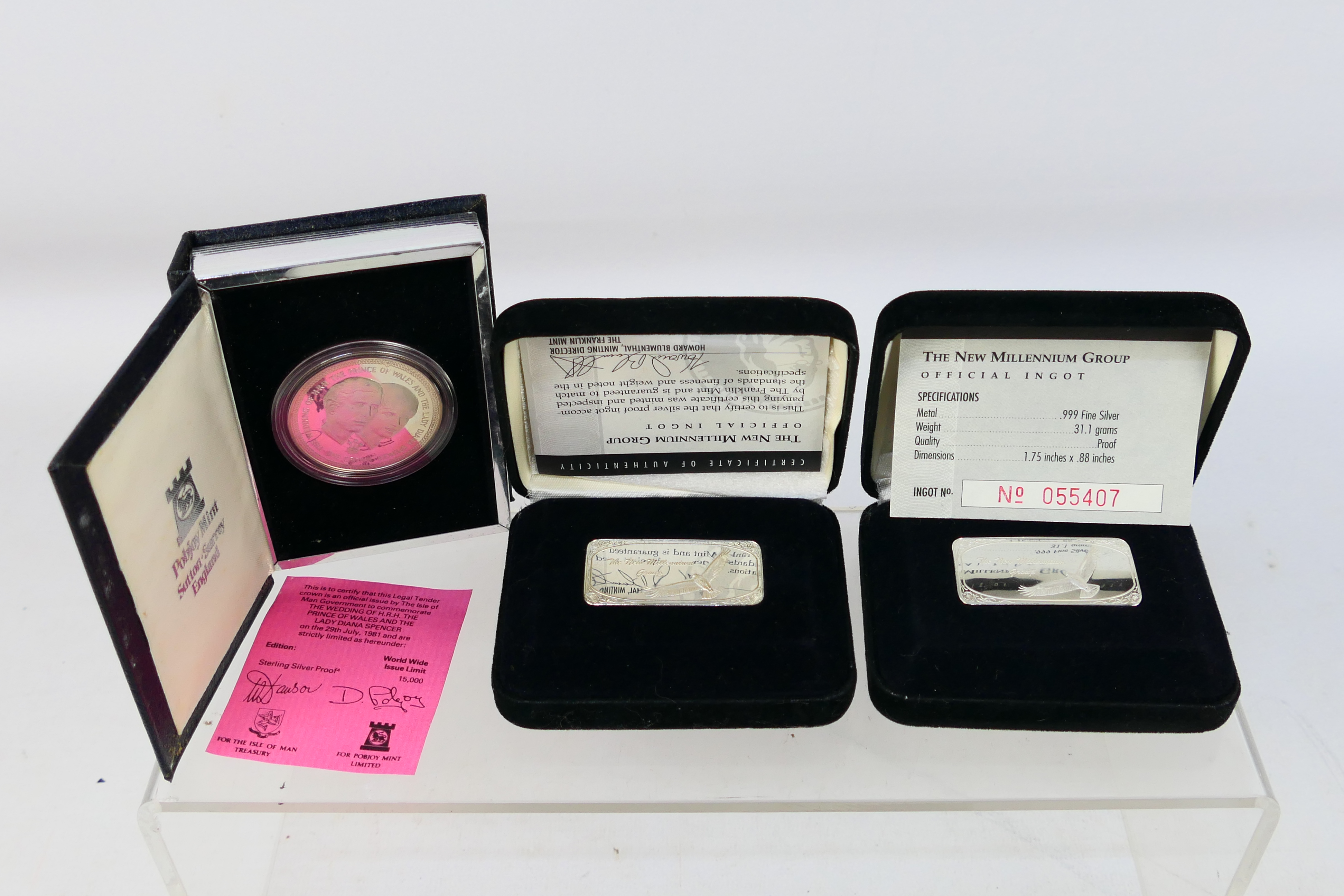 Lot to include a silver proof commemorat