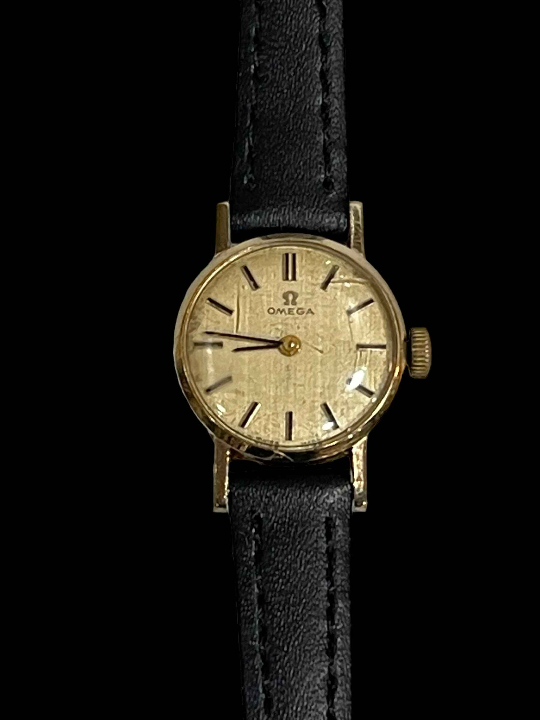 Ladies Omega gold wristwatch with leather strap. - Image 2 of 2