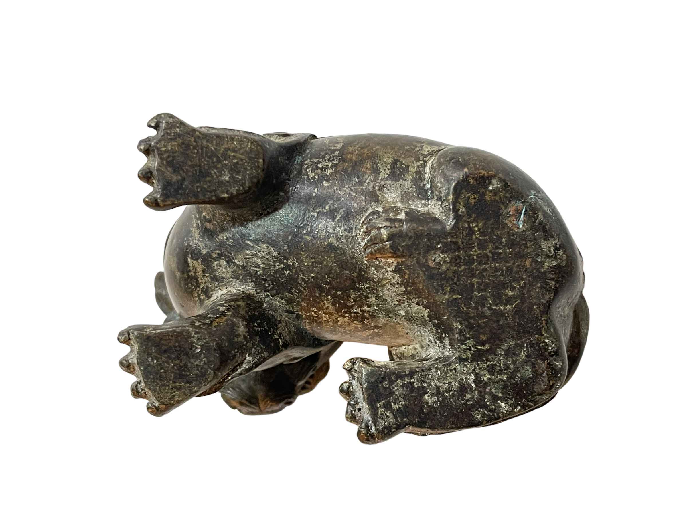Small Oriental bronze dog of fo. - Image 3 of 3