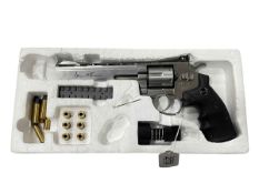 Dan Wesson revolver style .177 air pistol.