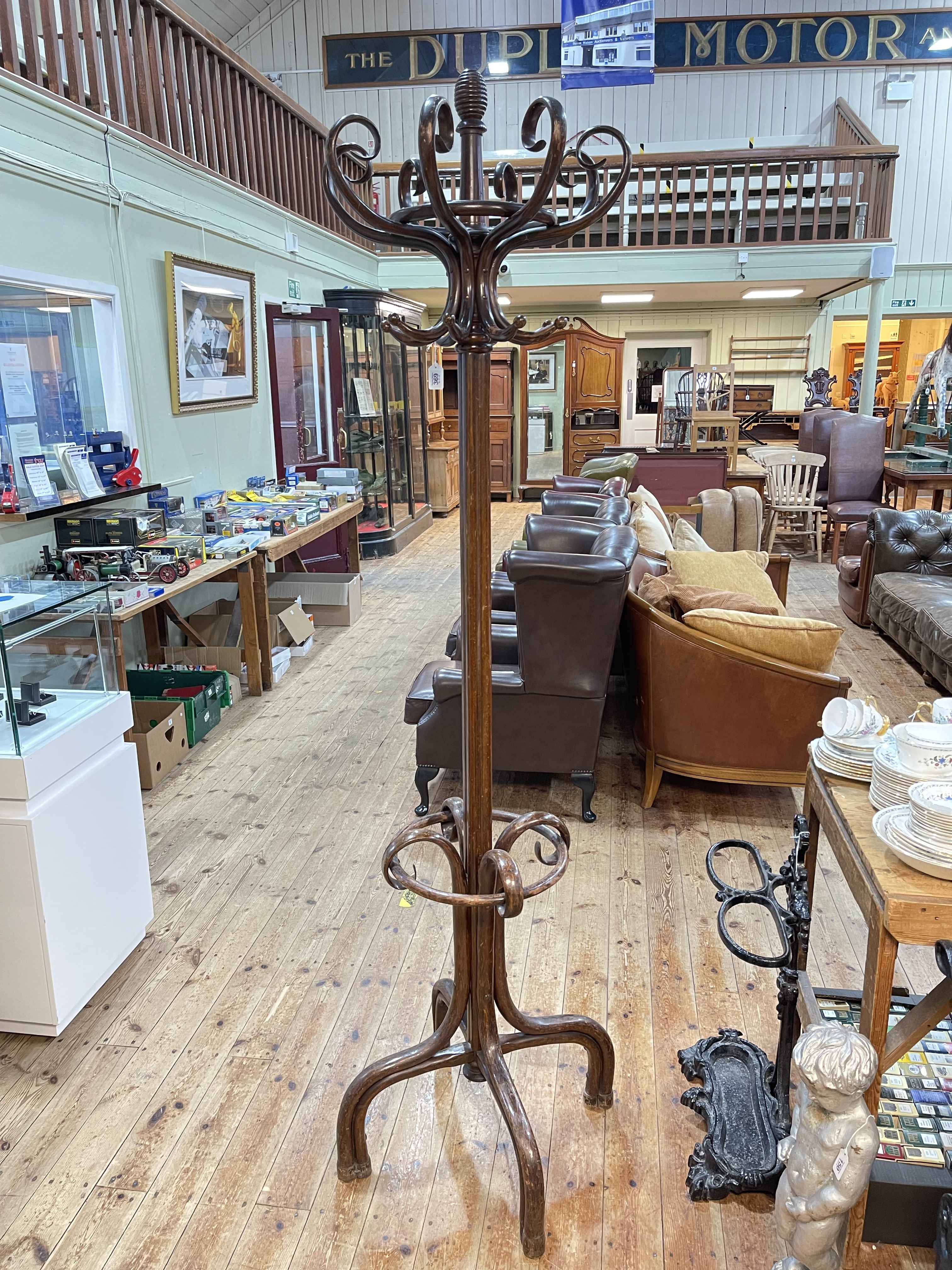 Bentwood hat and coat stand, 207cm.