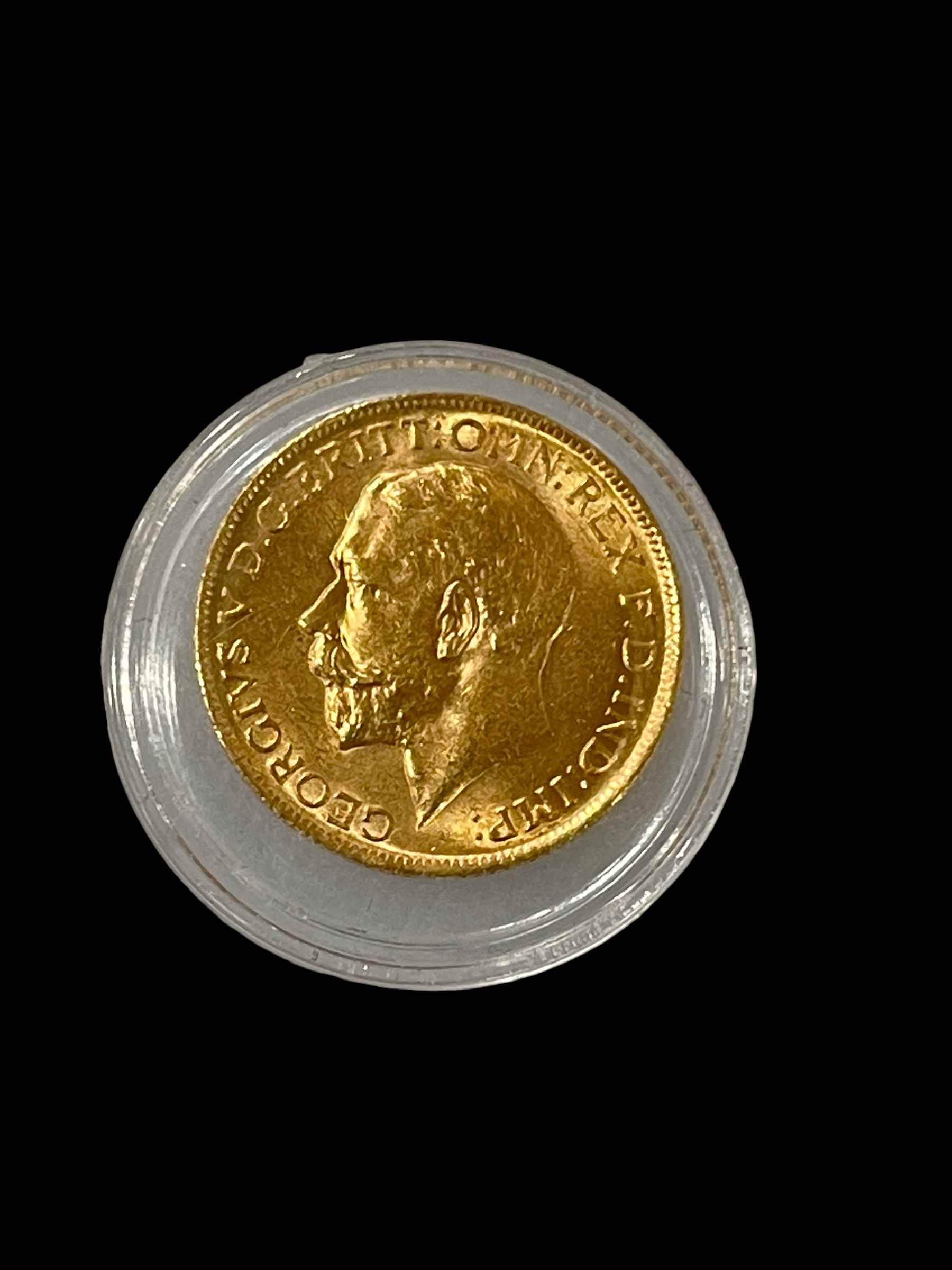 George V gold sovereign, 1915. - Image 2 of 2