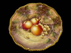 Royal Worcester Sibley-Lewis fruit painted plate with gilt gadroon border, 27cm.