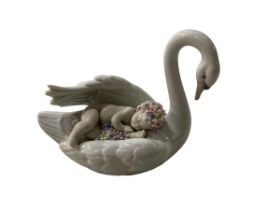 Lladro 'Drifting through Dreamland' 6758 with box.