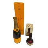 Boxed Veuve Cliquot Ponsardin champagne and Moet Petite Liquorelle (2).