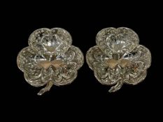 Pair of Edwardian silver clover design pierced bon bon dishes, Sheffield 1904.