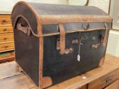 Vintage dome topped cabin trunk, 59.5cm by 79cm by 54cm.