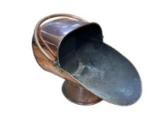 Copper coal hod with handle, 32cm high.