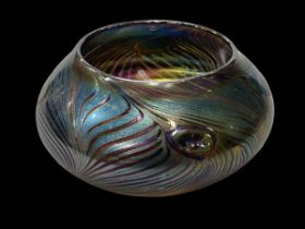John Ditchfield iridescent glass bowl, 12cm diameter.