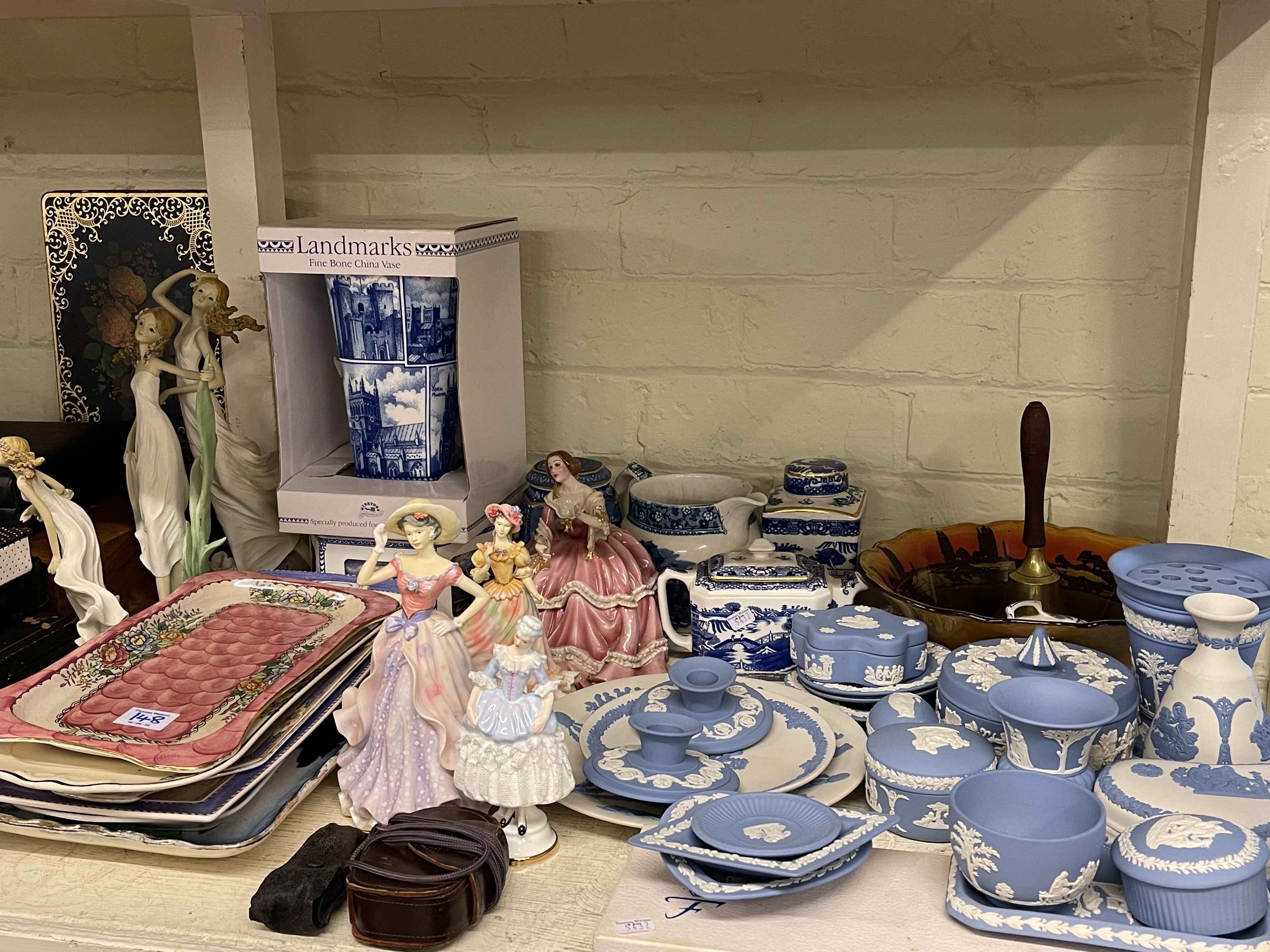 Large collection of cased cutlery, Bossons, Wedgwood blue Jasperware, figurines, glass, postcards, - Image 2 of 6