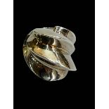 Savanhan silver ring, in Sydney Opera House form, size N.