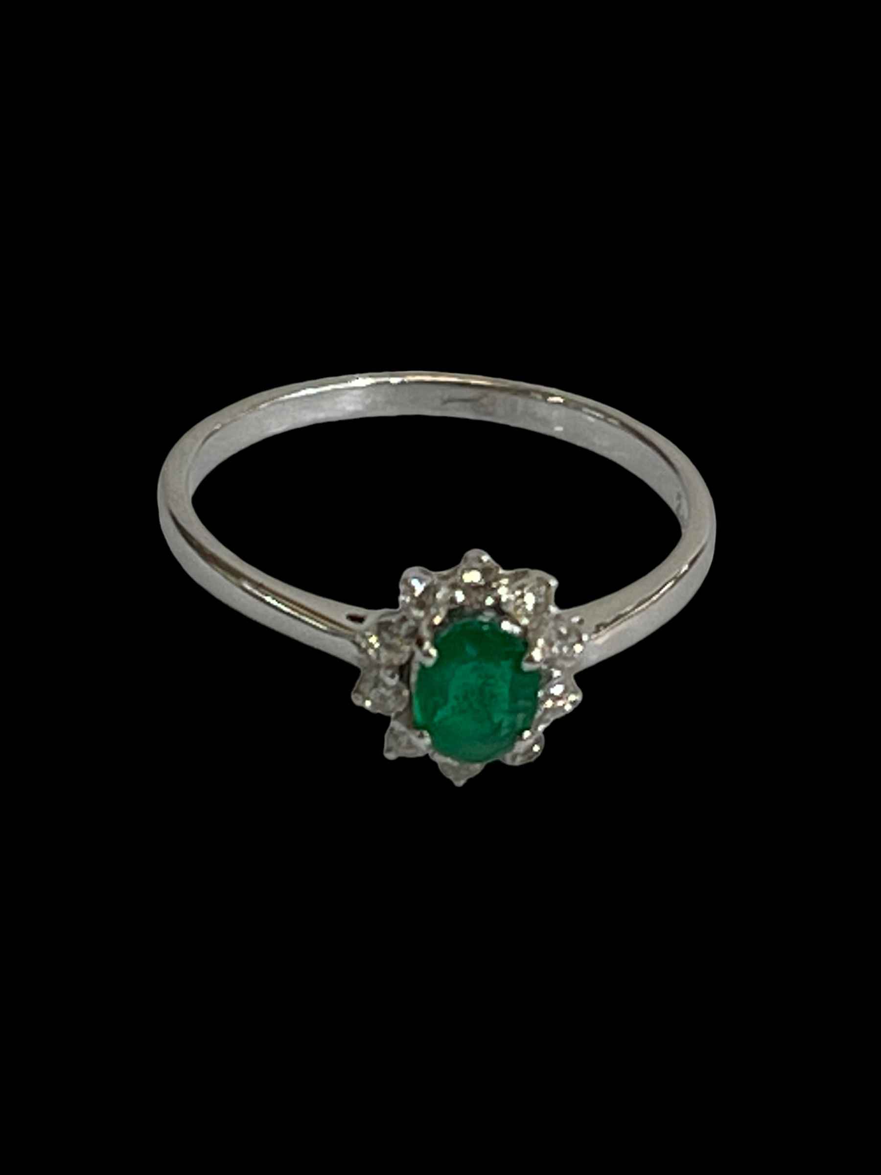 Emerald and diamond cluster ring set in 18 carat white gold, size O. - Image 2 of 3