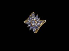 9 carat gold amethyst flower ring, size U.