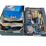 Selection of wood chisels, etc.