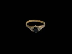Sapphire 9 carat gold ring, size M.