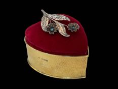 Late Victorian silver gilt ring box, London 1898, 9.5cm by 11cm, together with silver brooch (2).
