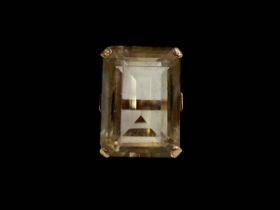 Large smokey quartz 9 carat gold ring, size Q.