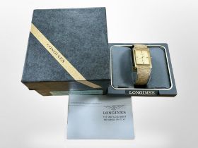 A gent's gold plated Longines quartz calendar wristwatch