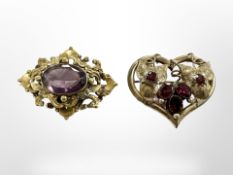 Two Victorian pinchbeck brooches