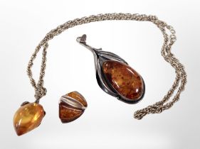 An amber pendant chain and earrings