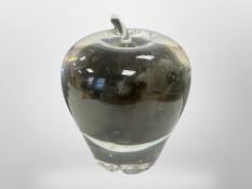 A Steuben crystal apple paperweight, height 10.5 cm.