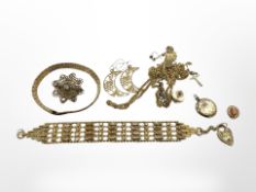 A group of costume jewellery, T-bars,
