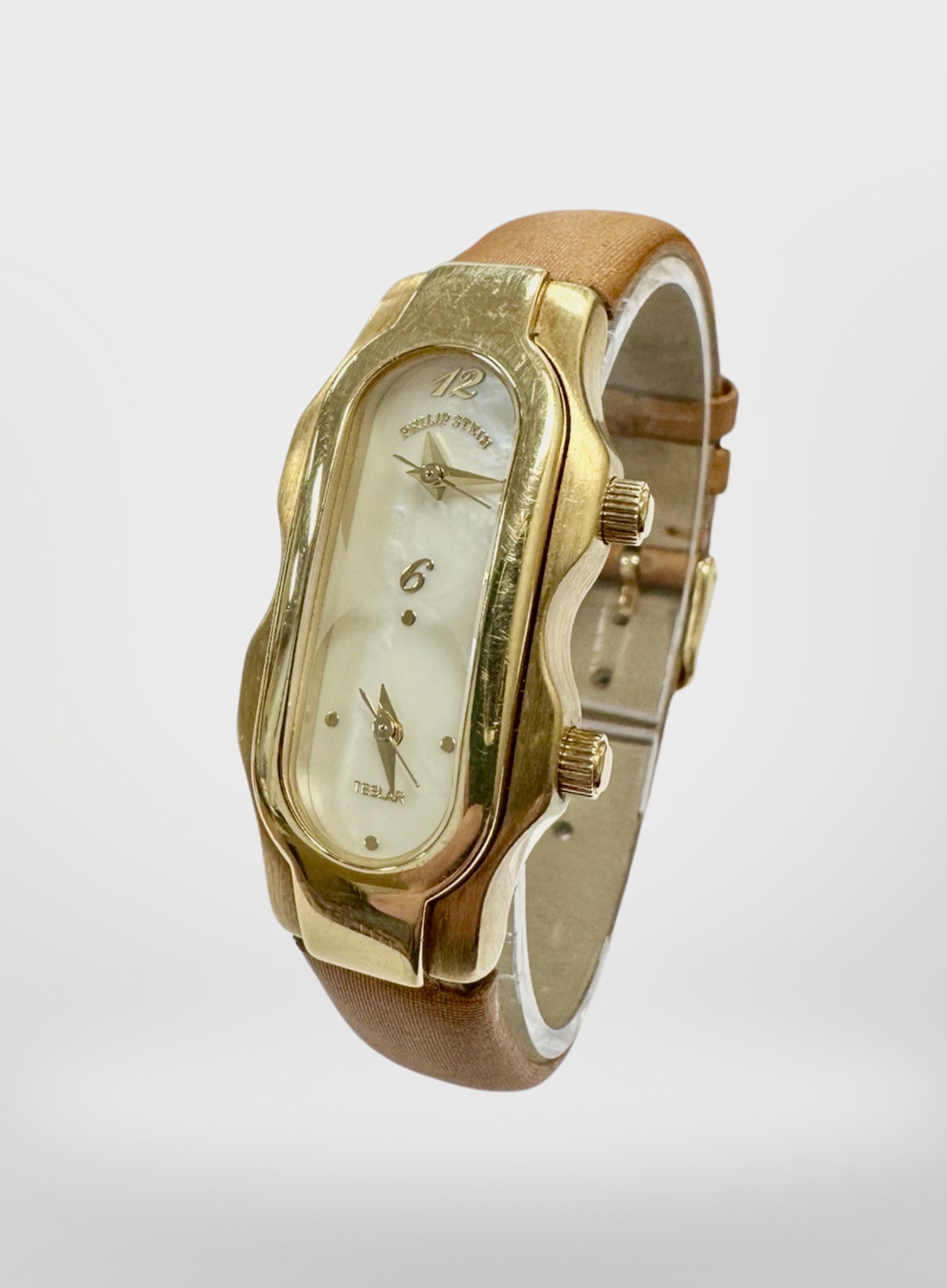 An 18ct yellow gold lady's wrist watch by Philip Stein, with Teslar Quantum technology,