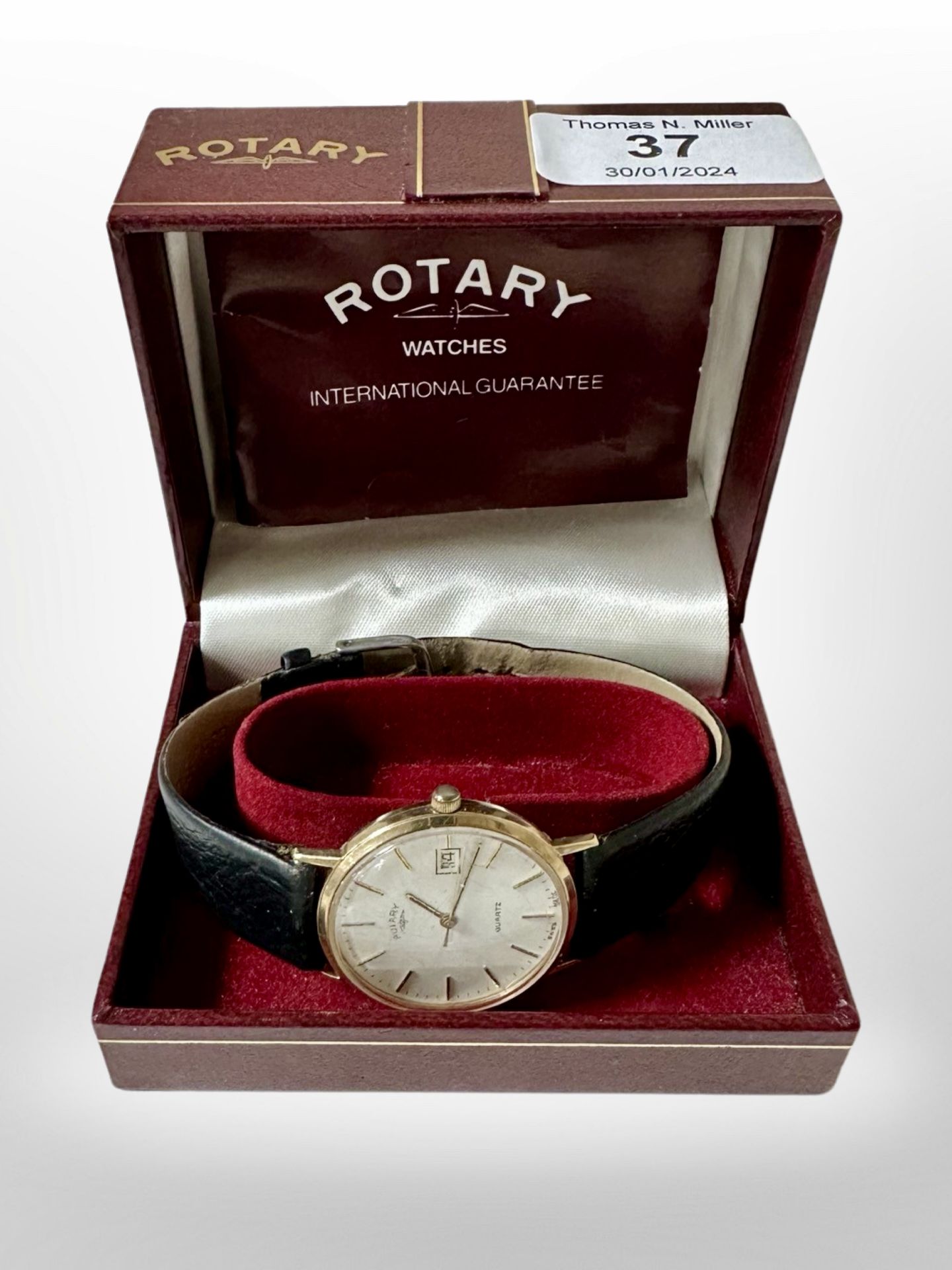 A gent's 9ct gold Rotary quartz calendar wristwatch, case 32mm.