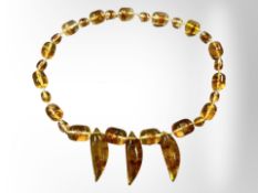 A Baltic amber necklace, 115.8g.