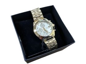 A gentlemen's Citizen wristwatch, in retail box.