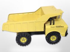 A Tonka dump truck,