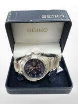 A Gent's stainless steel Seiko wristwatch in box