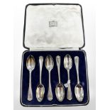A set of six silver teaspoons, London 1927. CONDITION REPORT: 69.5g.
