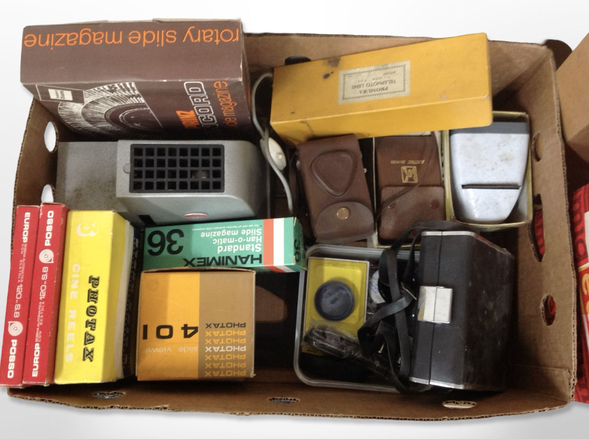 A collection of projector and photographic items including Eumig and Hanimex projectors in boxes, - Image 2 of 2