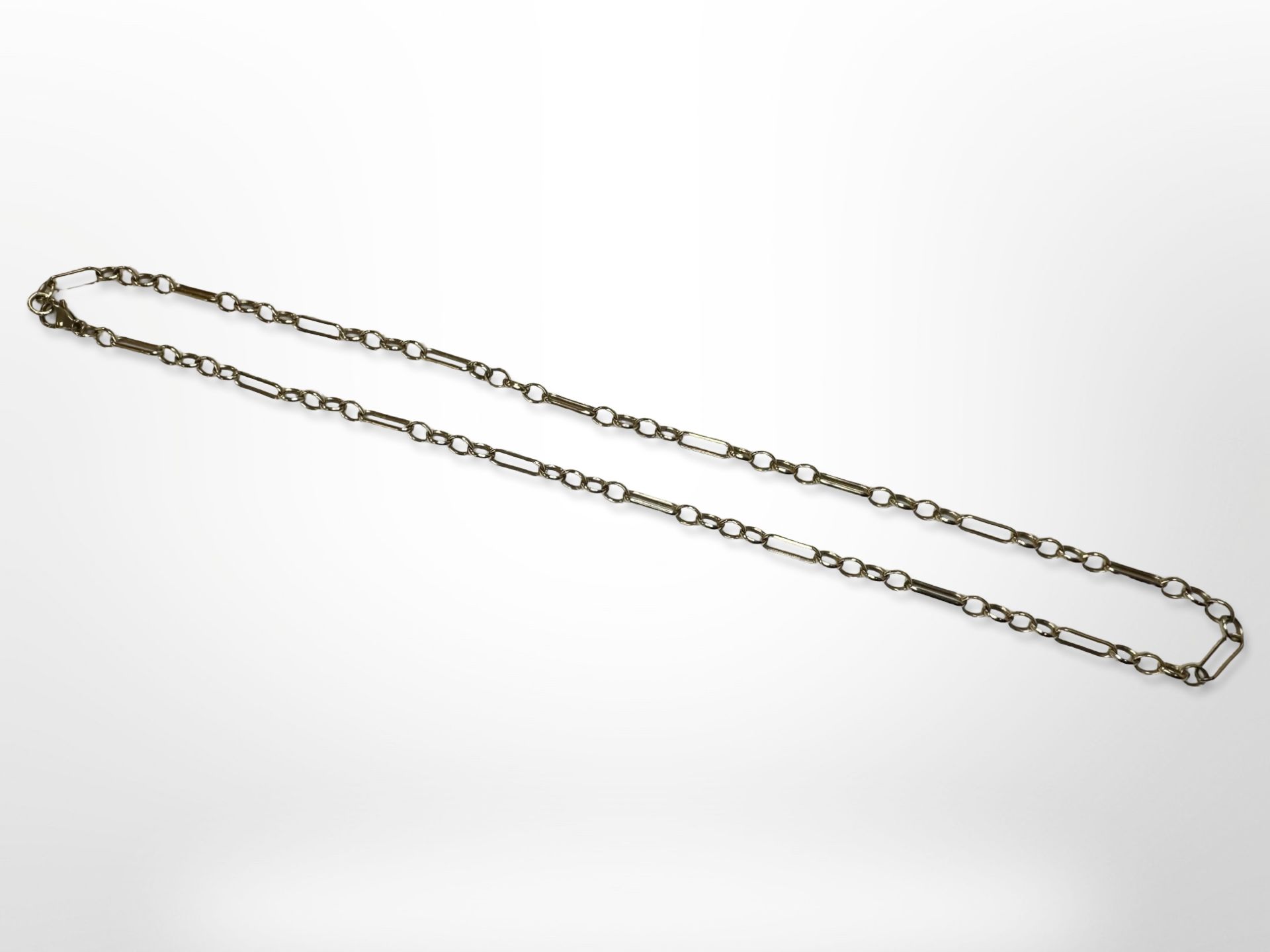 A 9ct yellow gold necklace, length 45 cm. CONDITION REPORT: 8.3g.