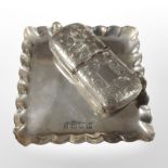 A silver combination vesta/sovereign case, Sheffield marks, length 7cm,