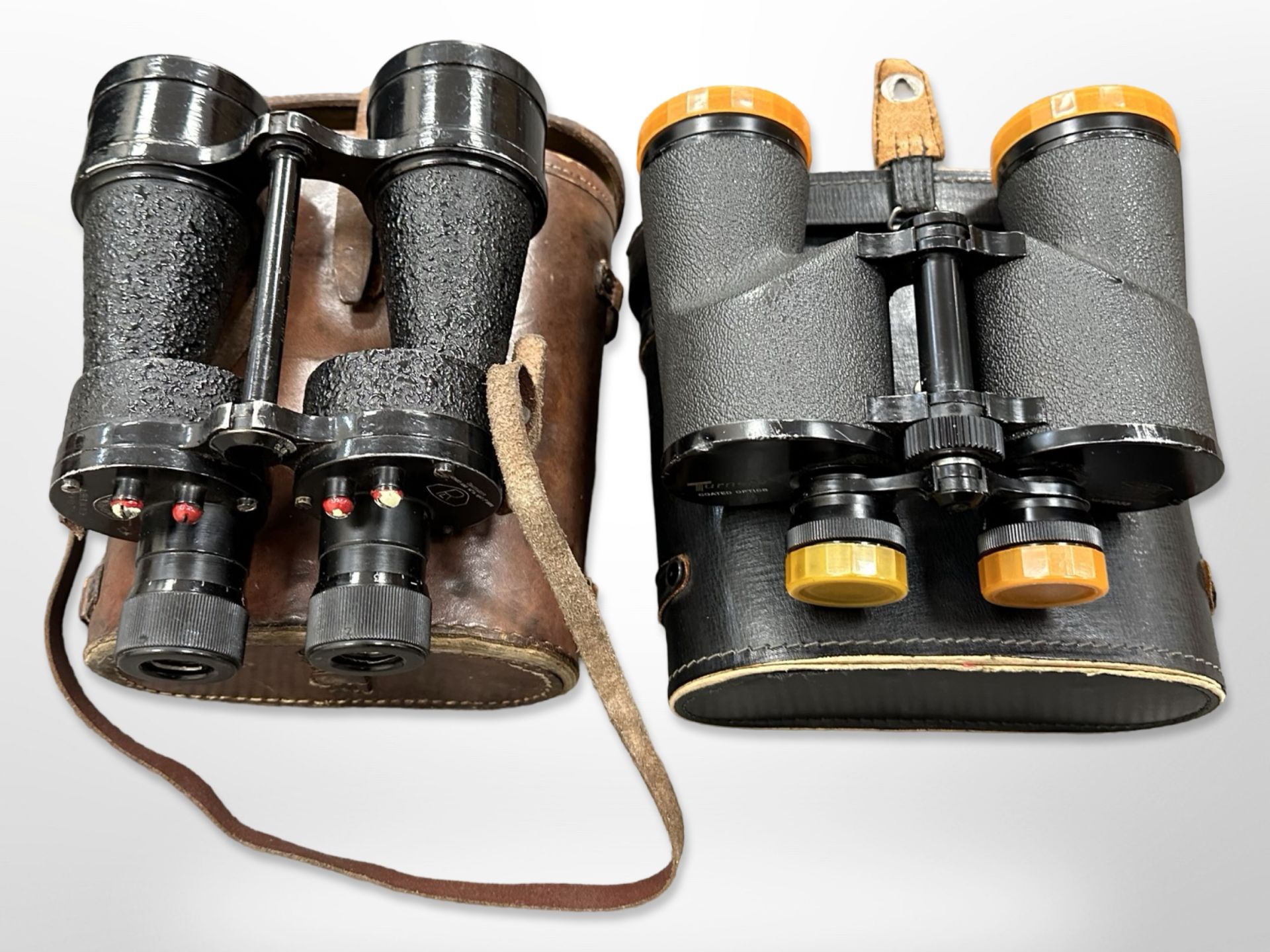 A pair of World War II binoculars, Binoprism No.