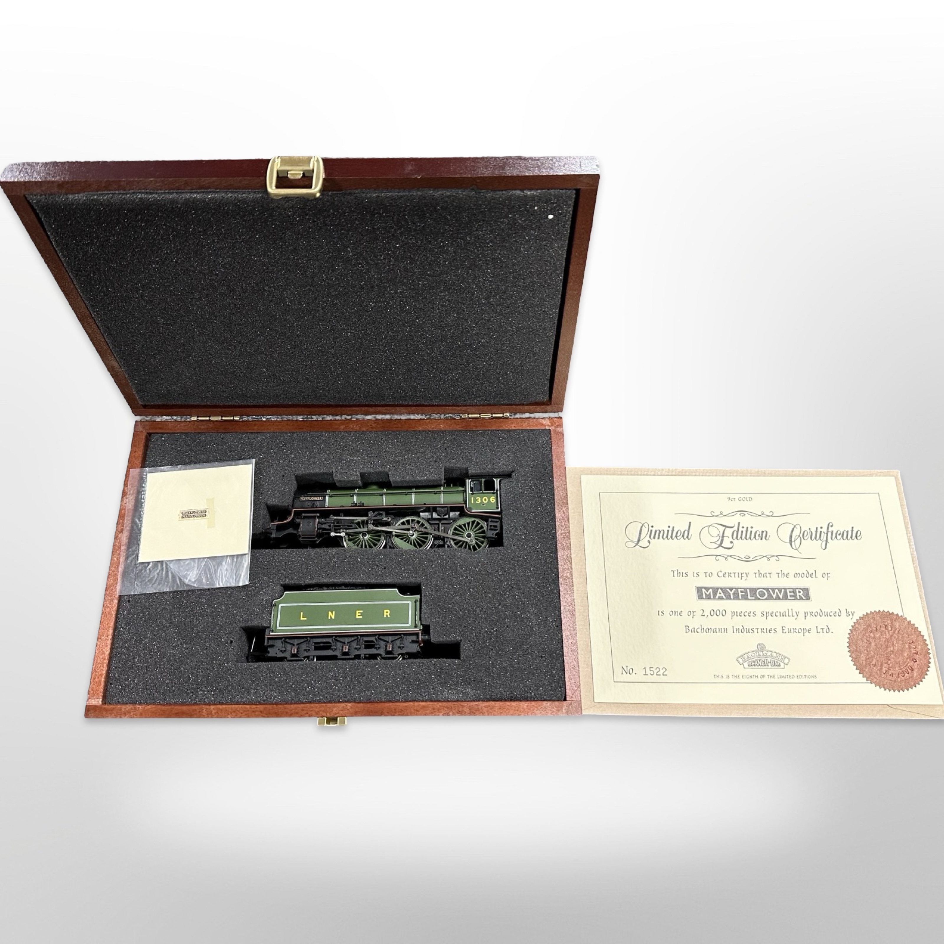 A Bachman Branch-line limited edition Mayflower locomotive and tender in box with certificate no.