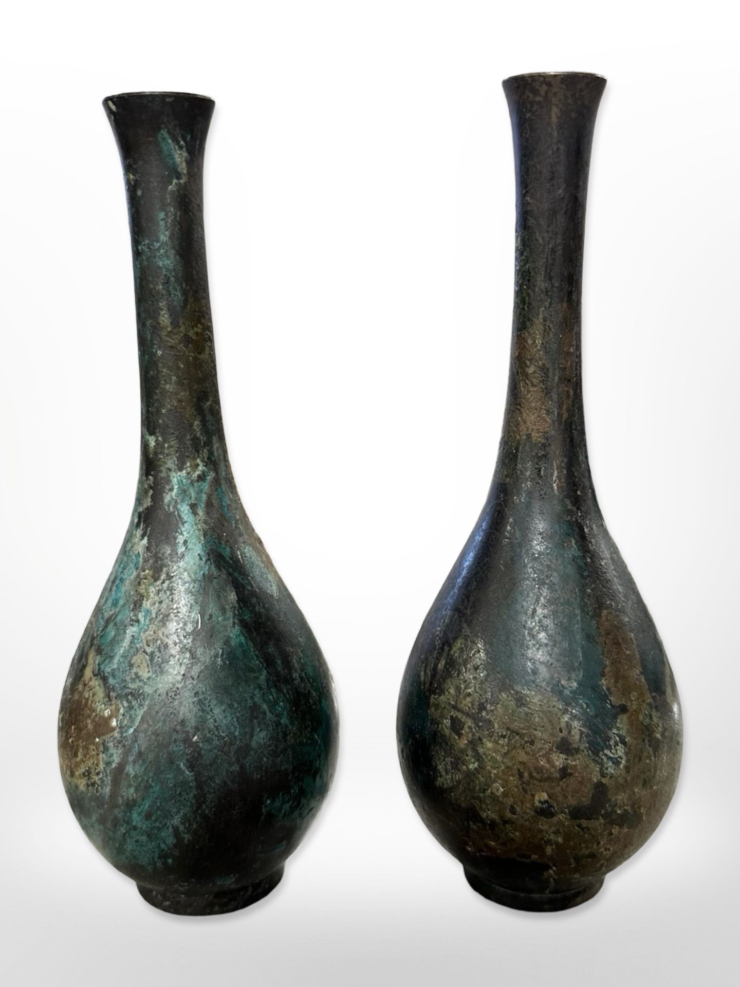 A pair of Japanese Meiji Period patinated bronze vases, height 16.