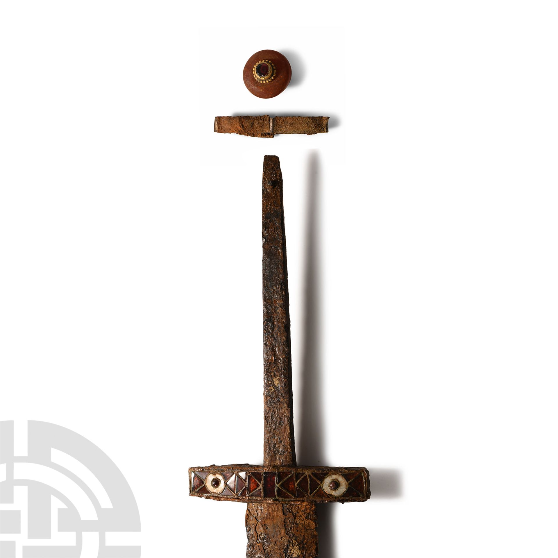 Migration Period Iron Sword with Garnet and Shell Cross Guard with Gold and Amber Sword Bead - Bild 2 aus 2