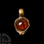 Roman Gold Pendant with Cabochon Garnet