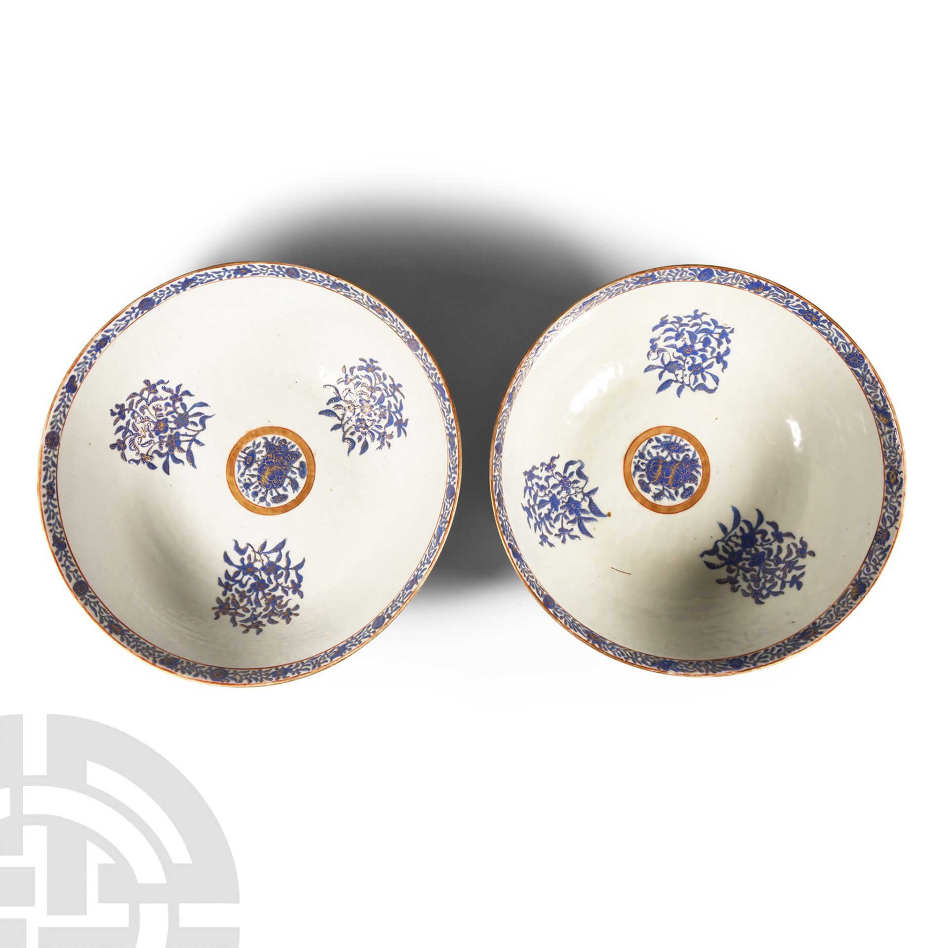 Large Chinese Decorated Porcelain Bowl Pair - Bild 2 aus 2