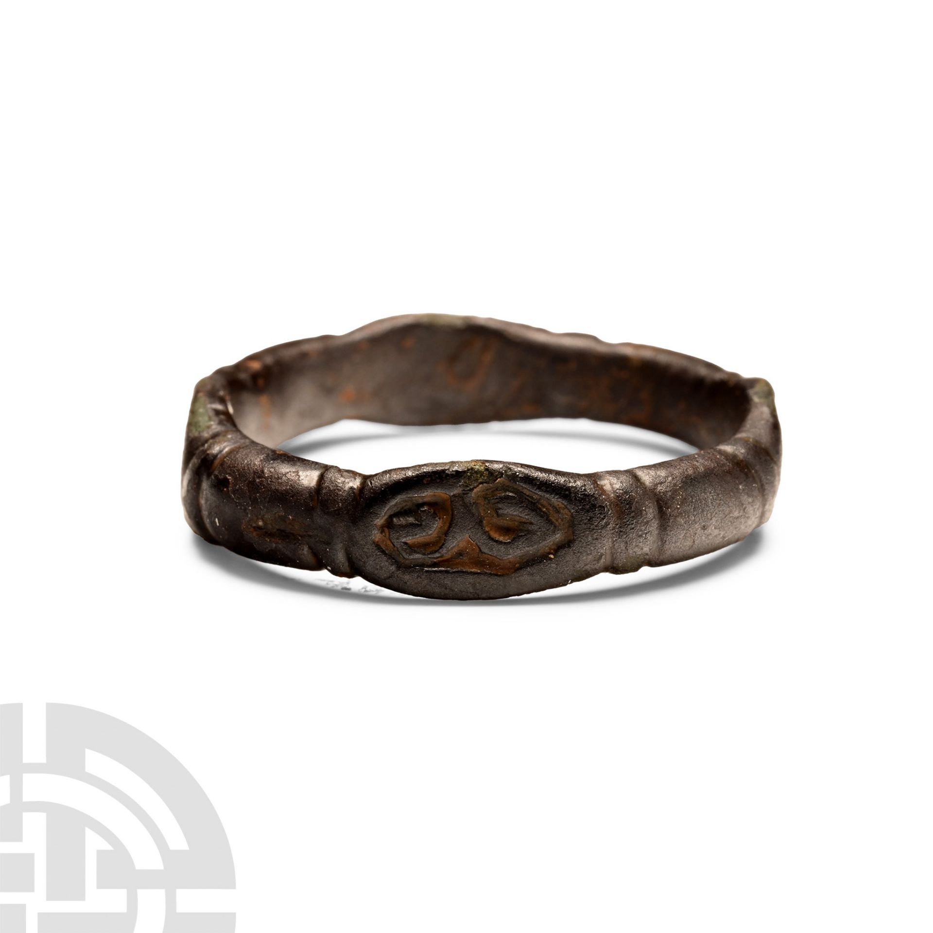 Late Anglo-Saxon Bronze Ring with Four Ovate Bezels - Bild 3 aus 3