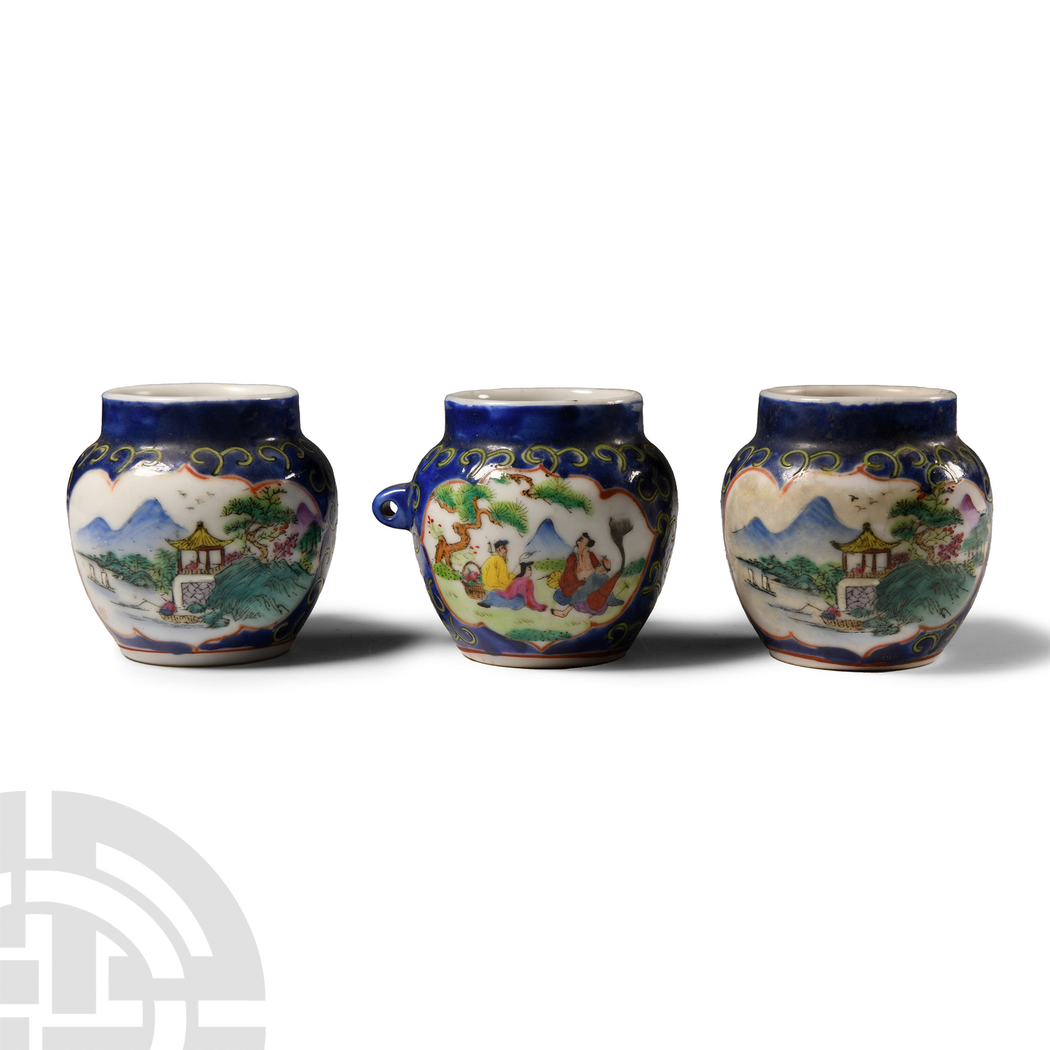 Chinese Porcelain Pot Group