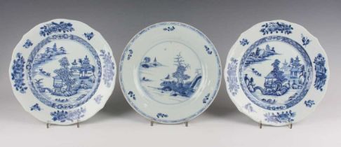 A pair of Chinese blue and white export porcelain plates, Qianlong period, each painted with