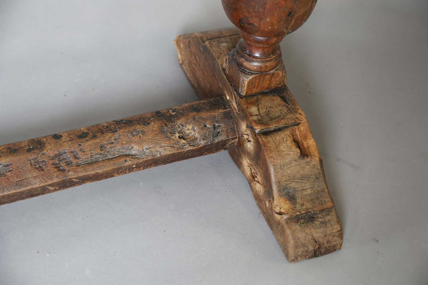 A 17th century style oak refectory table, the top with a walnut crossbanded border, height 74cm, - Image 14 of 17