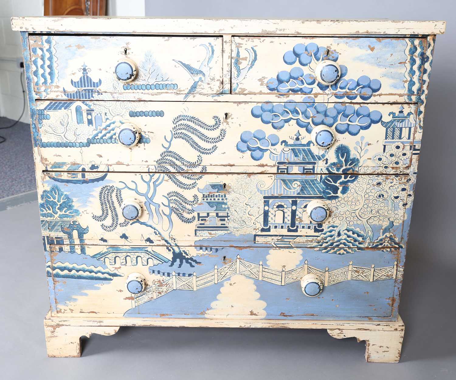 A Victorian pine chest of drawers, painted to imitate the blue and white Willow pattern, height - Image 5 of 13