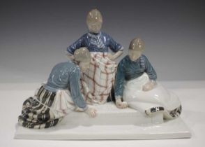 A large Meissen porcelain figure group Three Dutch Girls (Drei Hollandische Madchen), circa 1910,